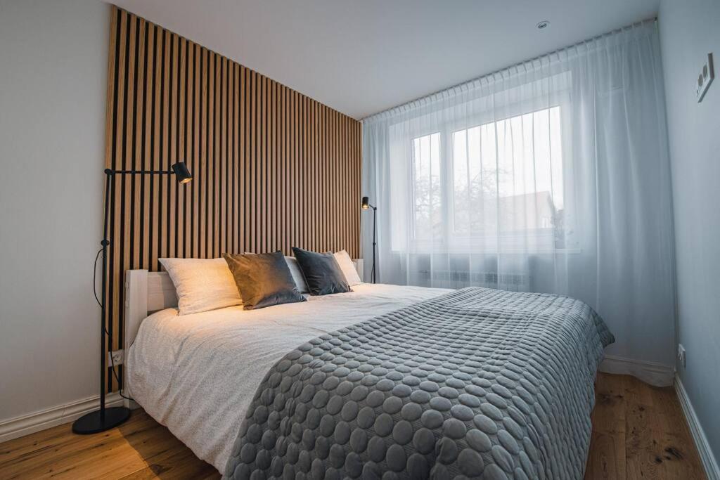 New Luxury 3Br Apartment In Old Town, Free Parking Хаапсалу Екстер'єр фото